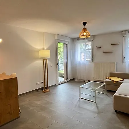 Pleasant With Big Terrace In Schillik Διαμέρισμα Schiltigheim